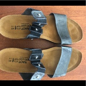 Women’s dress sandals